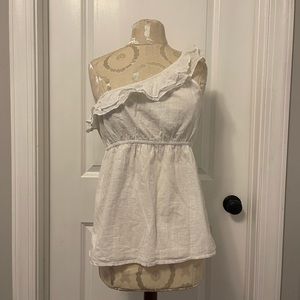 Linen Old Navy One Shoulder Top size Medium. Smoke free.